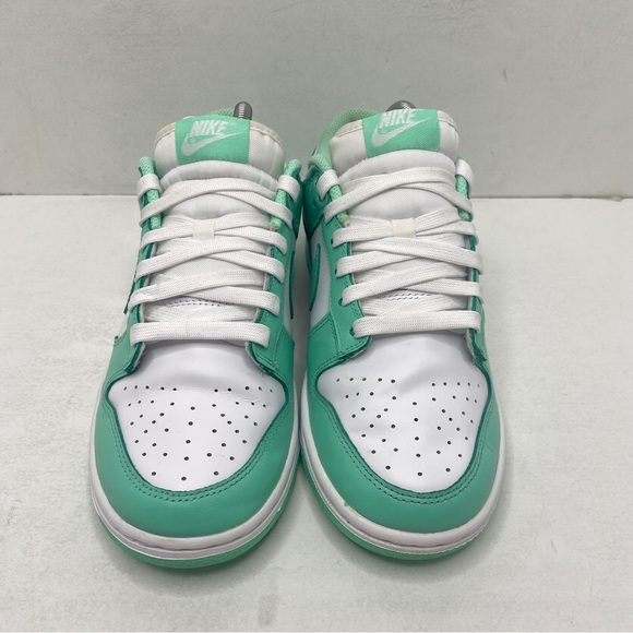 Nike Dunk Low WMNS “Green Glow” 2023 - Picture 2 of 6